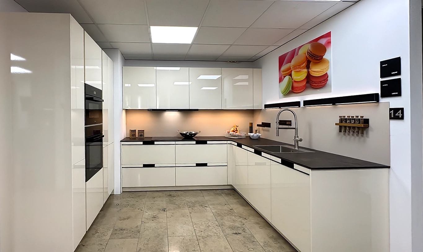 Leicht Largo FG-C Magnolie